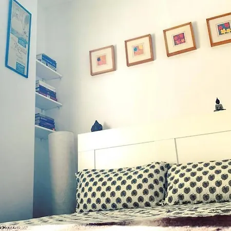 Con Piscina Y Parking En Apartament Lloret de Mar