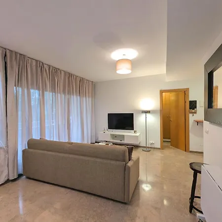 Appartement Relax En Lloret Con Gym Y Piscina By Host&joy Lloret de Mar